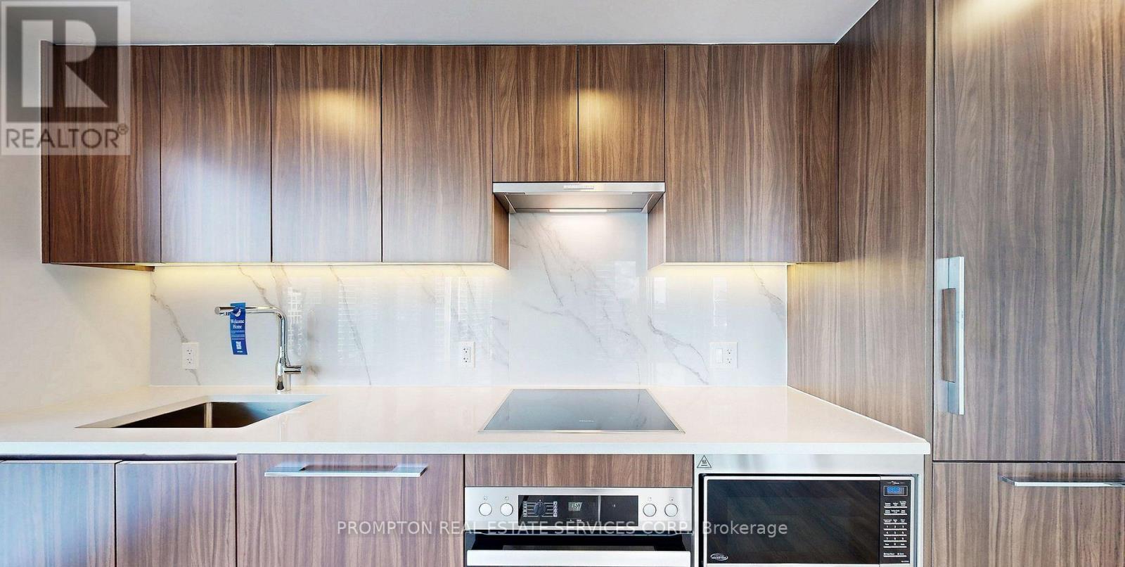 2605 - 3 Concord Cityplace Way, Toronto, Ontario  M5V 0X4 - Photo 3 - C14113412