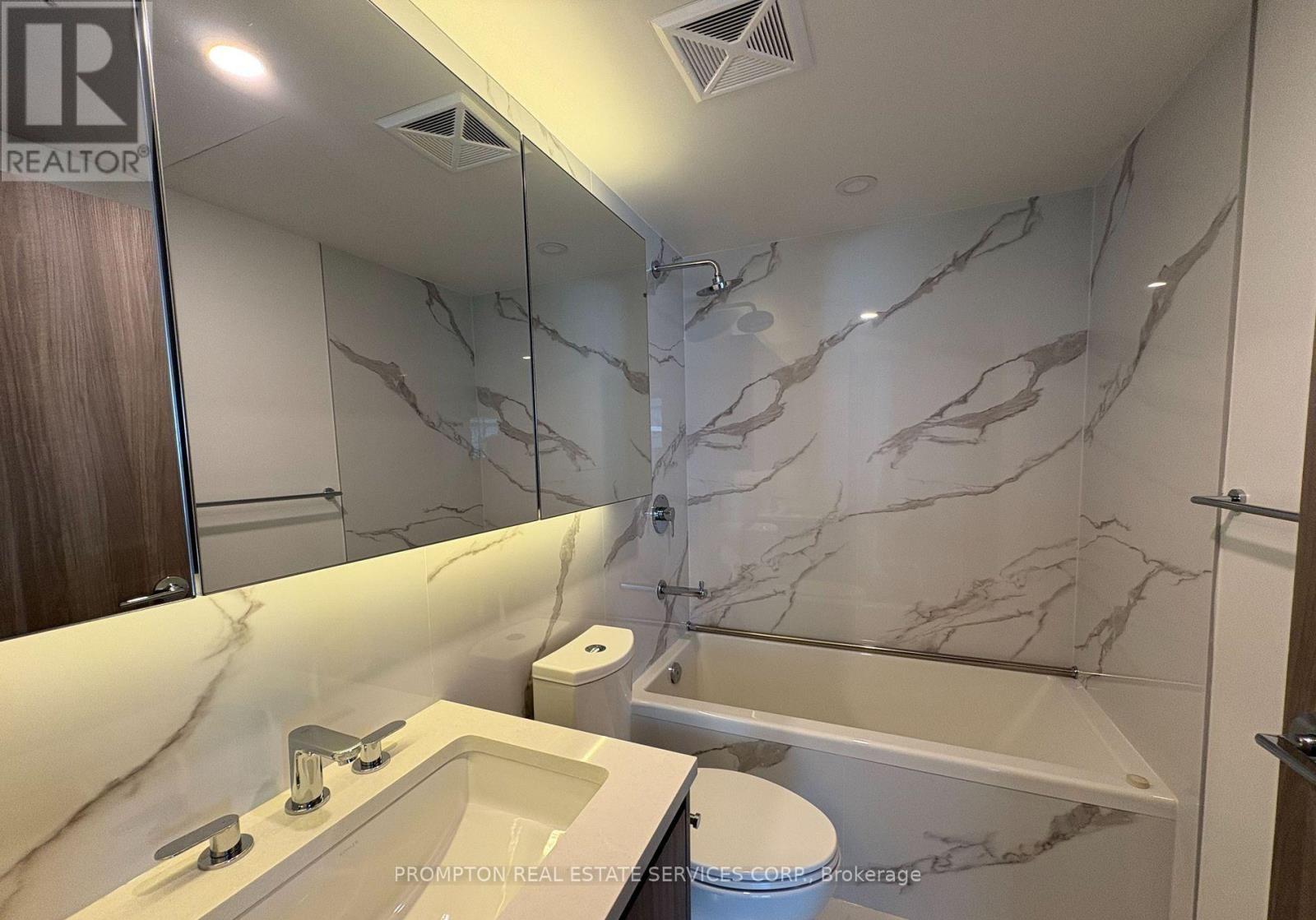 2605 - 3 Concord Cityplace Way, Toronto, Ontario  M5V 0X4 - Photo 5 - C14113412