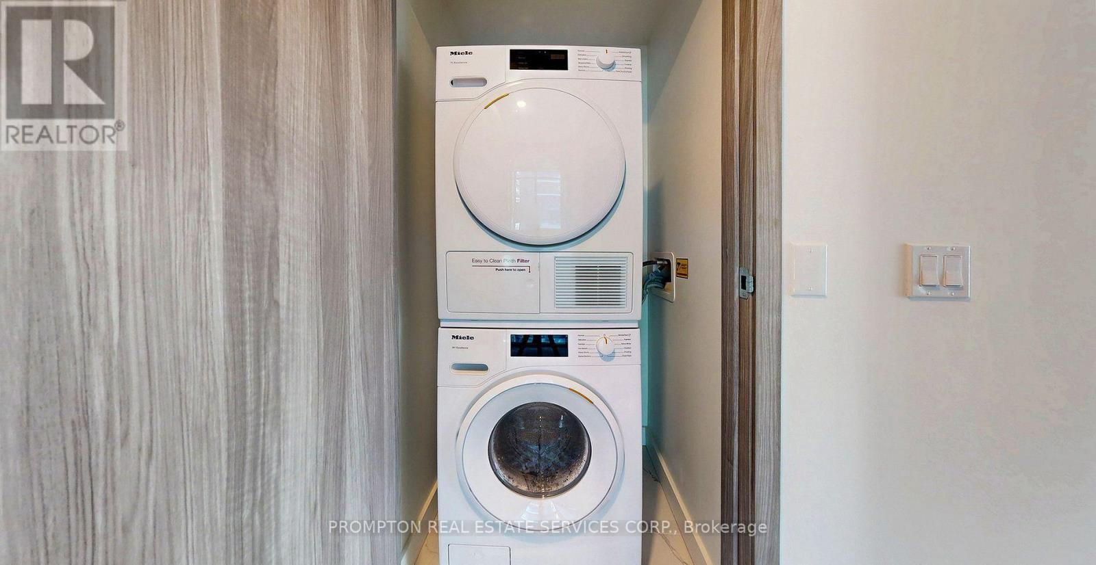 2605 - 3 Concord Cityplace Way, Toronto, Ontario  M5V 0X4 - Photo 6 - C14113412