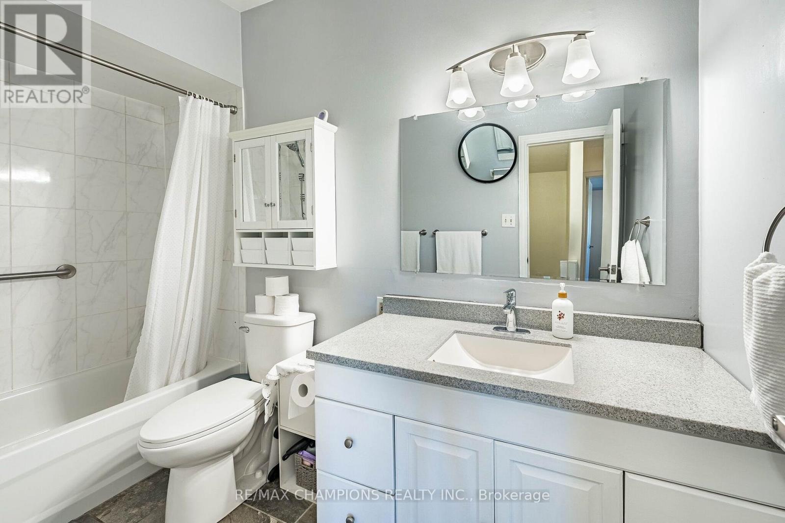 17 - 925 Bayly Street, Pickering, Ontario  L1W 1L4 - Photo 33 - E14113424