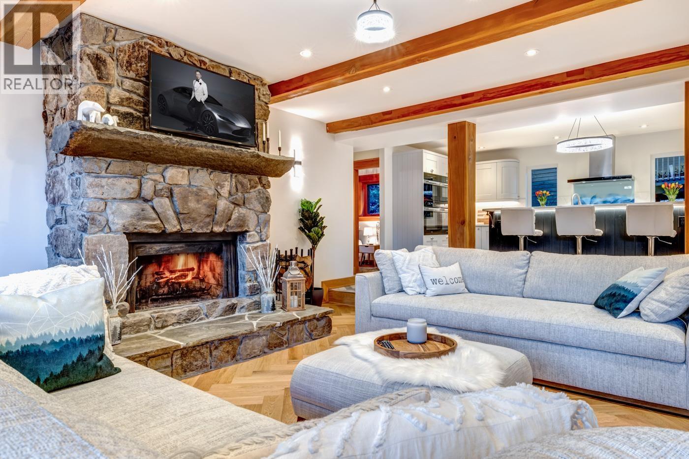 8348 MOUNTAIN VIEW DRIVE