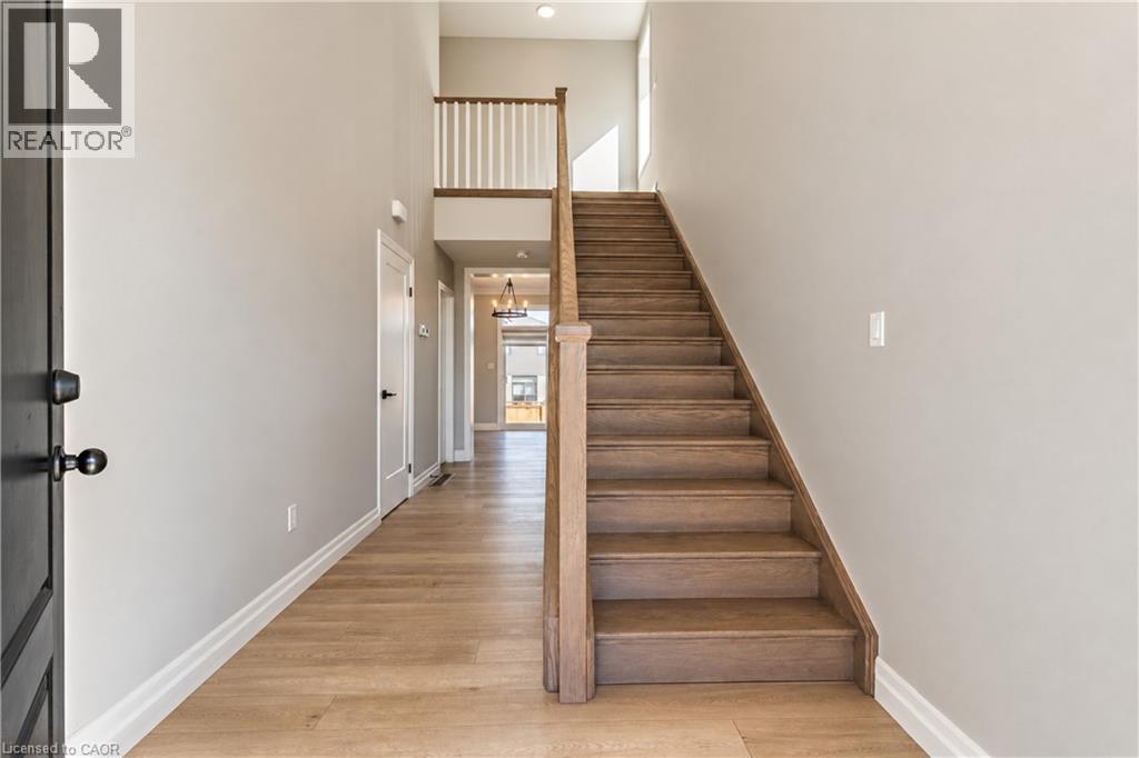60 Lark Street, Tillsonburg, Ontario  N4G 0K8 - Photo 4 - 40873588