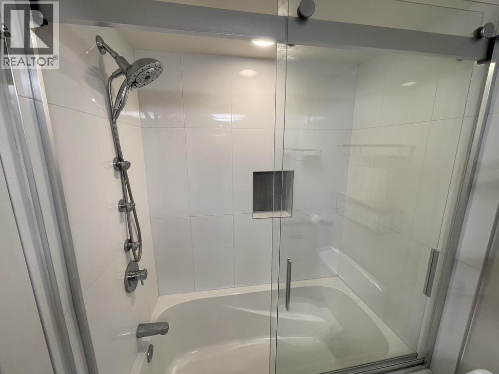 348 588 E 5th Avenue, Vancouver, British Columbia  V5T 4H6 - Photo 14 - R3175494
