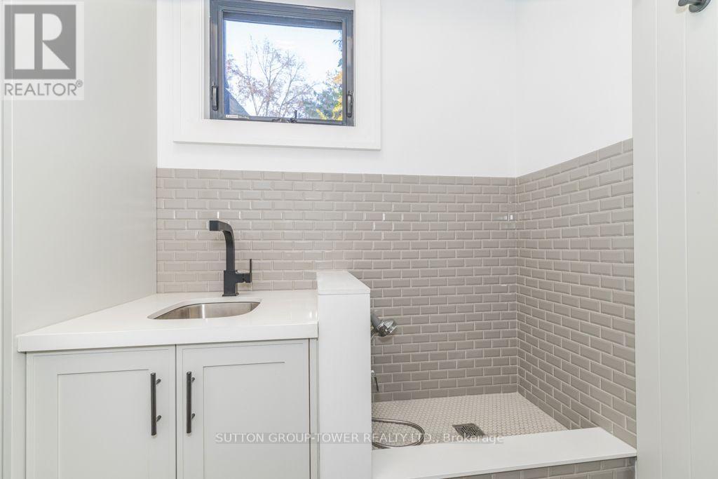 450 Bedford Road, Oakville, Ontario  L6J 4X9 - Photo 14 - W14104200
