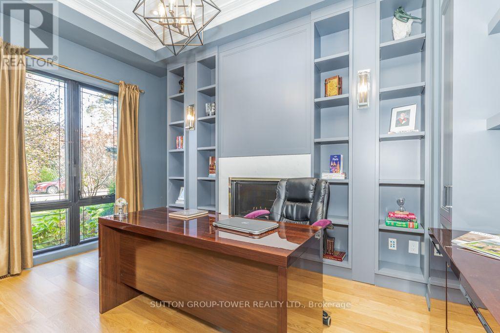 450 Bedford Road, Oakville, Ontario  L6J 4X9 - Photo 5 - W14104200