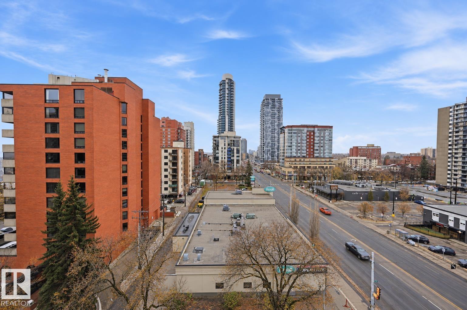 #805 10055 118 ST NW