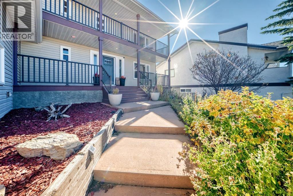 249 Chinook Drive, Cochrane, Alberta T4C 1E4 - Photo 4 - A2351199