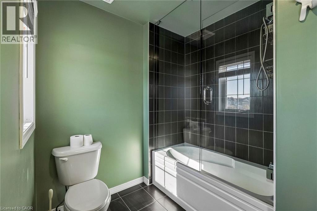 16 Alexandra Drive, Thorold, Ontario L3B 0G5 - Photo 25 - 40873767