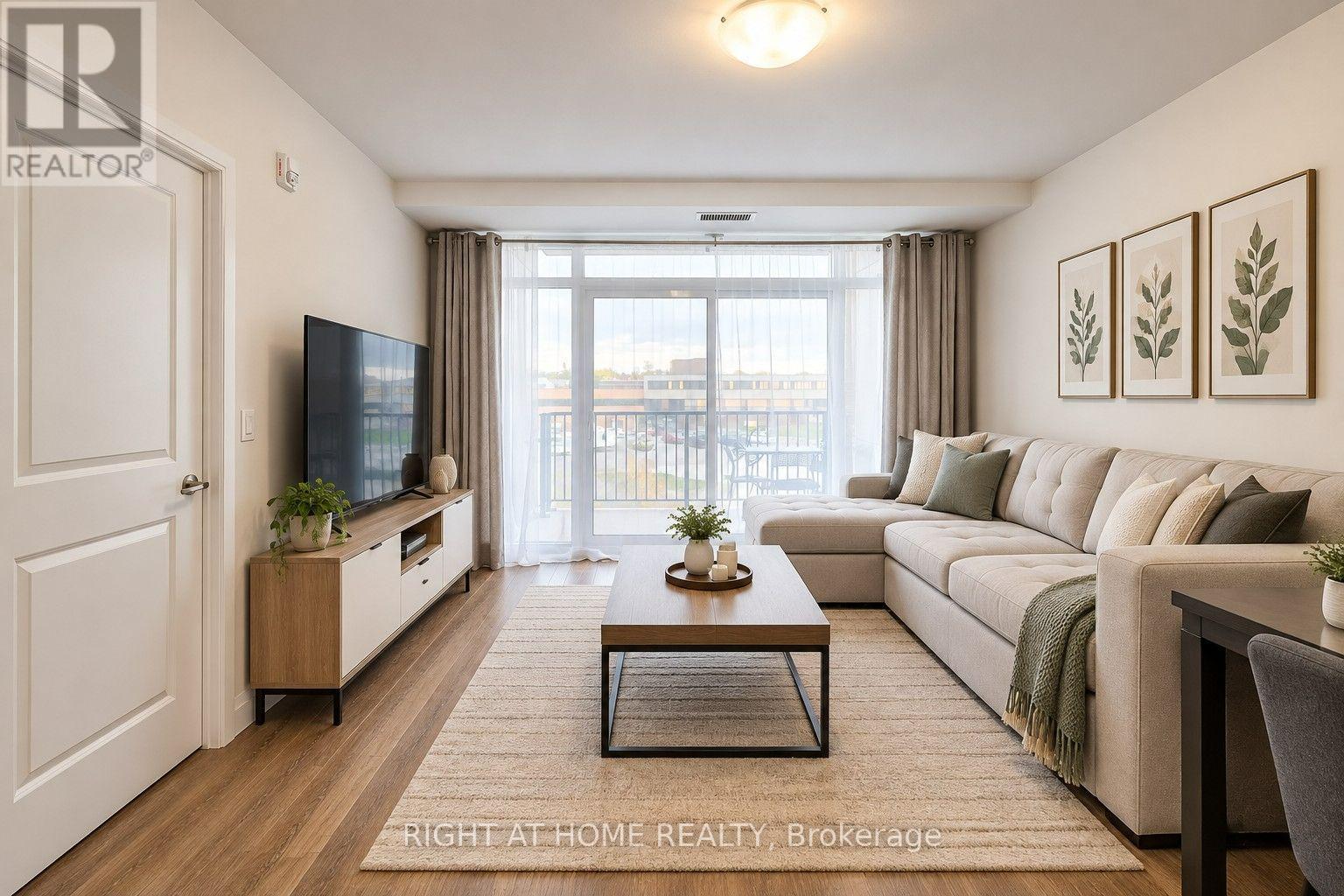 217 - 1 REDFERN AVENUE, Hamilton, Ontario