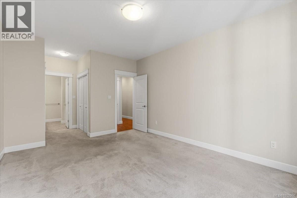 6347 Pinewood Lane