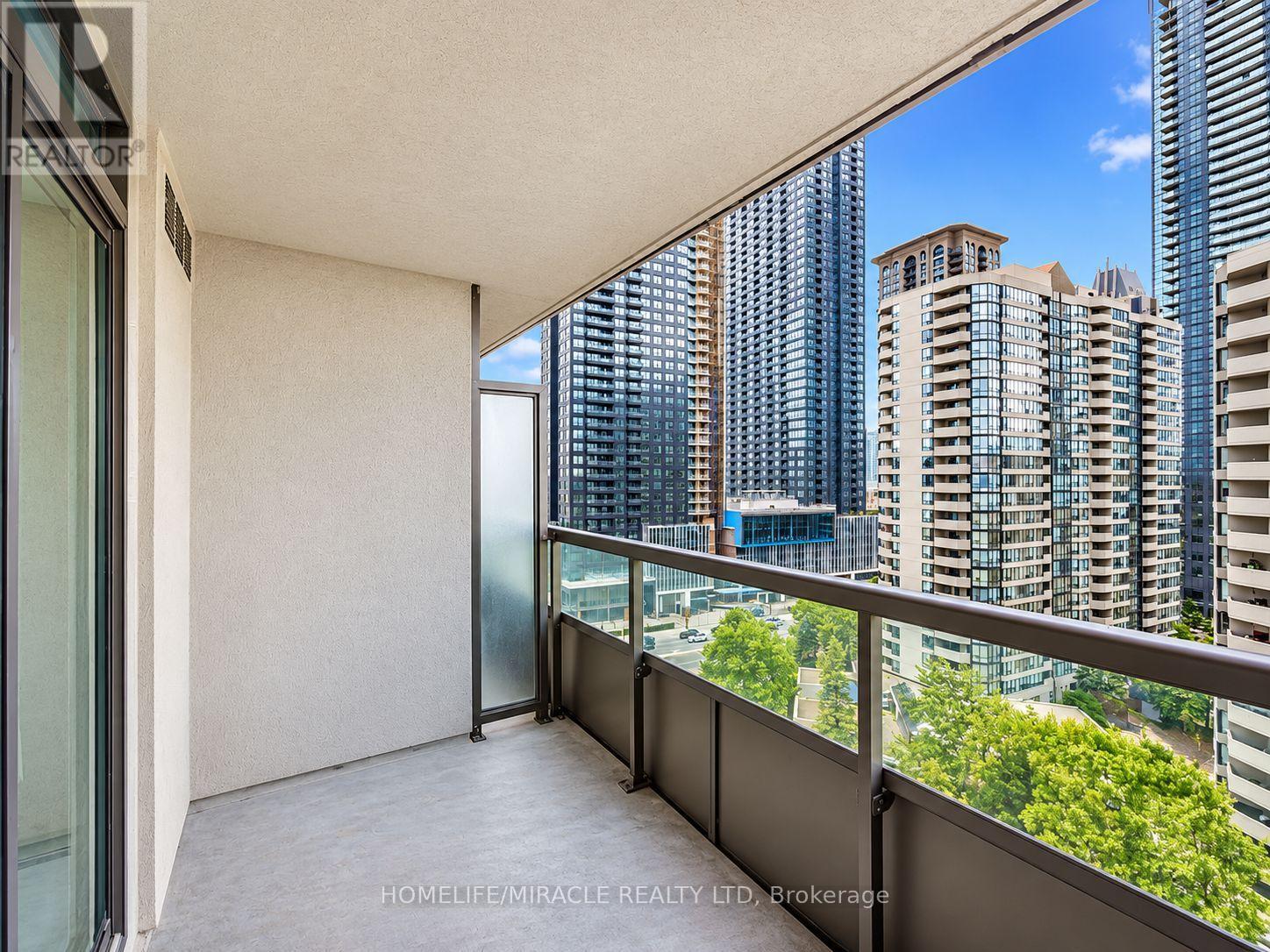 1510 - 335 Rathburn Road W, Mississauga (City Centre), Ontario  L5B 0C8 - Photo 15 - W14113480