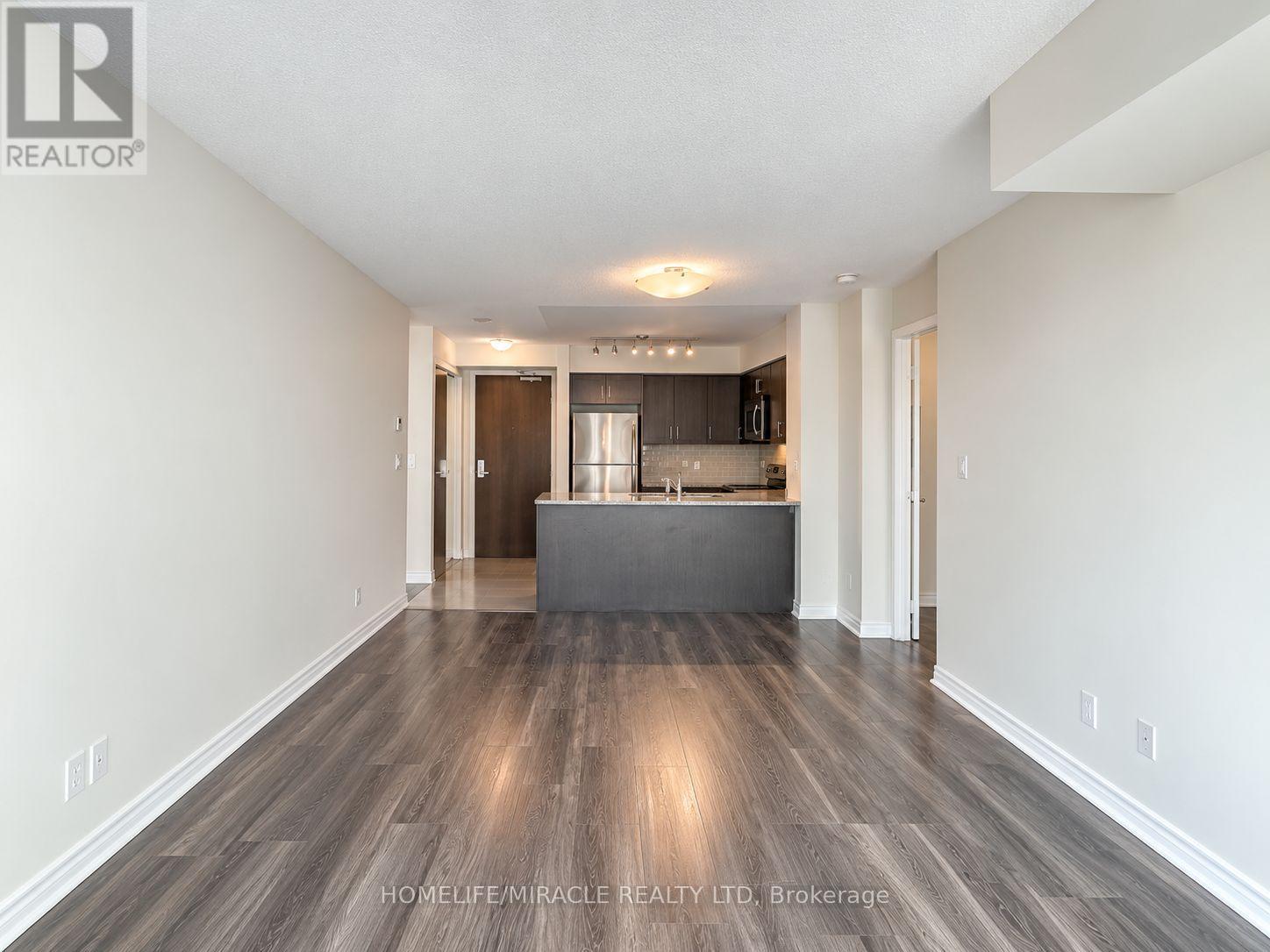 1510 - 335 Rathburn Road W, Mississauga (City Centre), Ontario  L5B 0C8 - Photo 3 - W14113480
