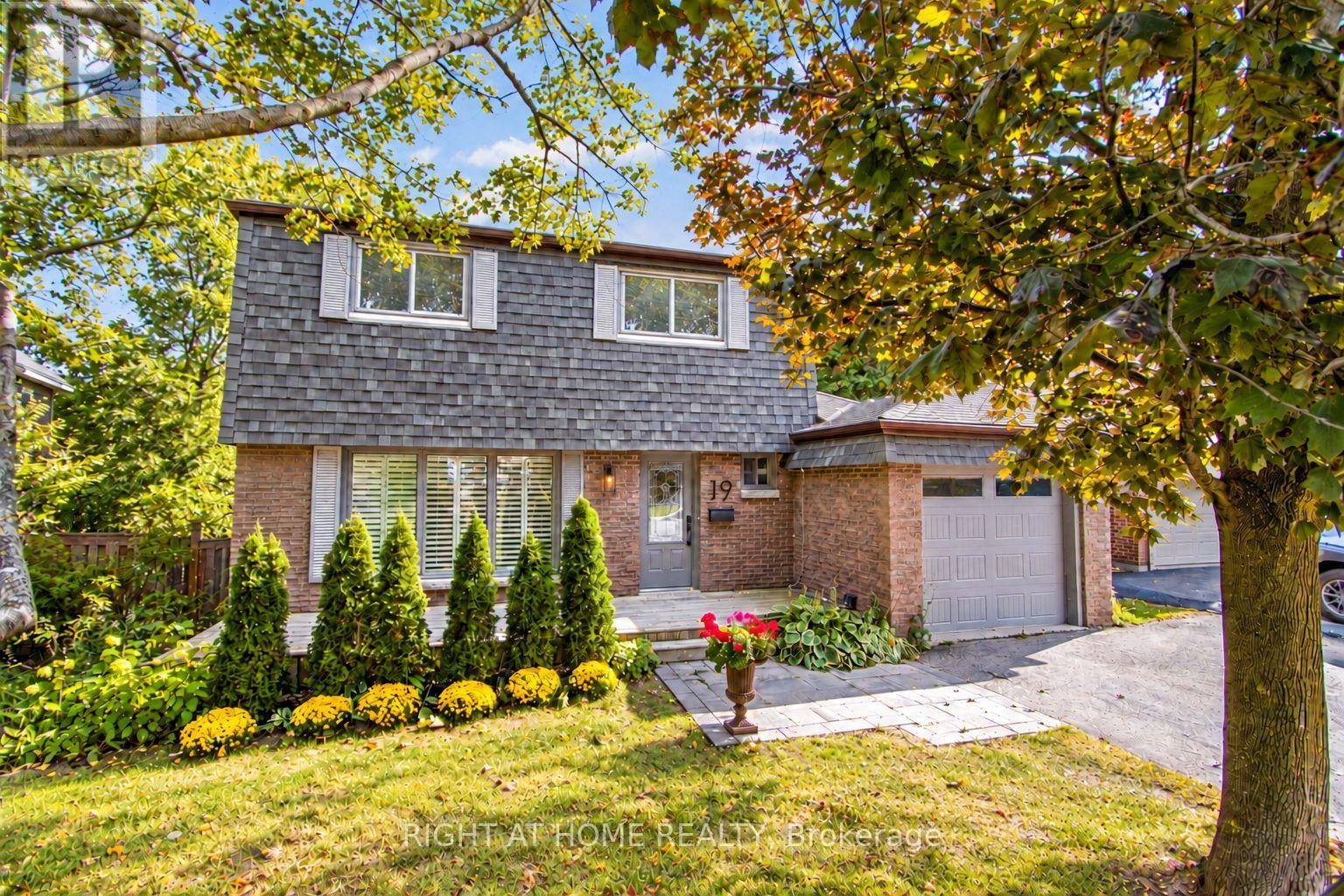 19 CLARA STREET, Orangeville, Ontario
