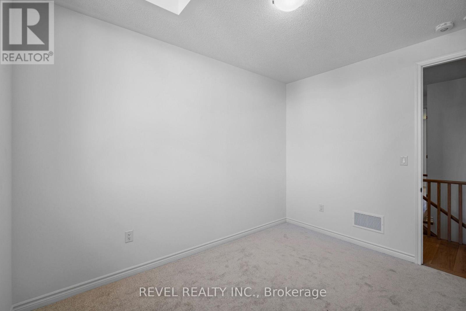 1509 Zilio Terrace, Milton, Ontario  L9E 2H8 - Photo 30 - W14113494