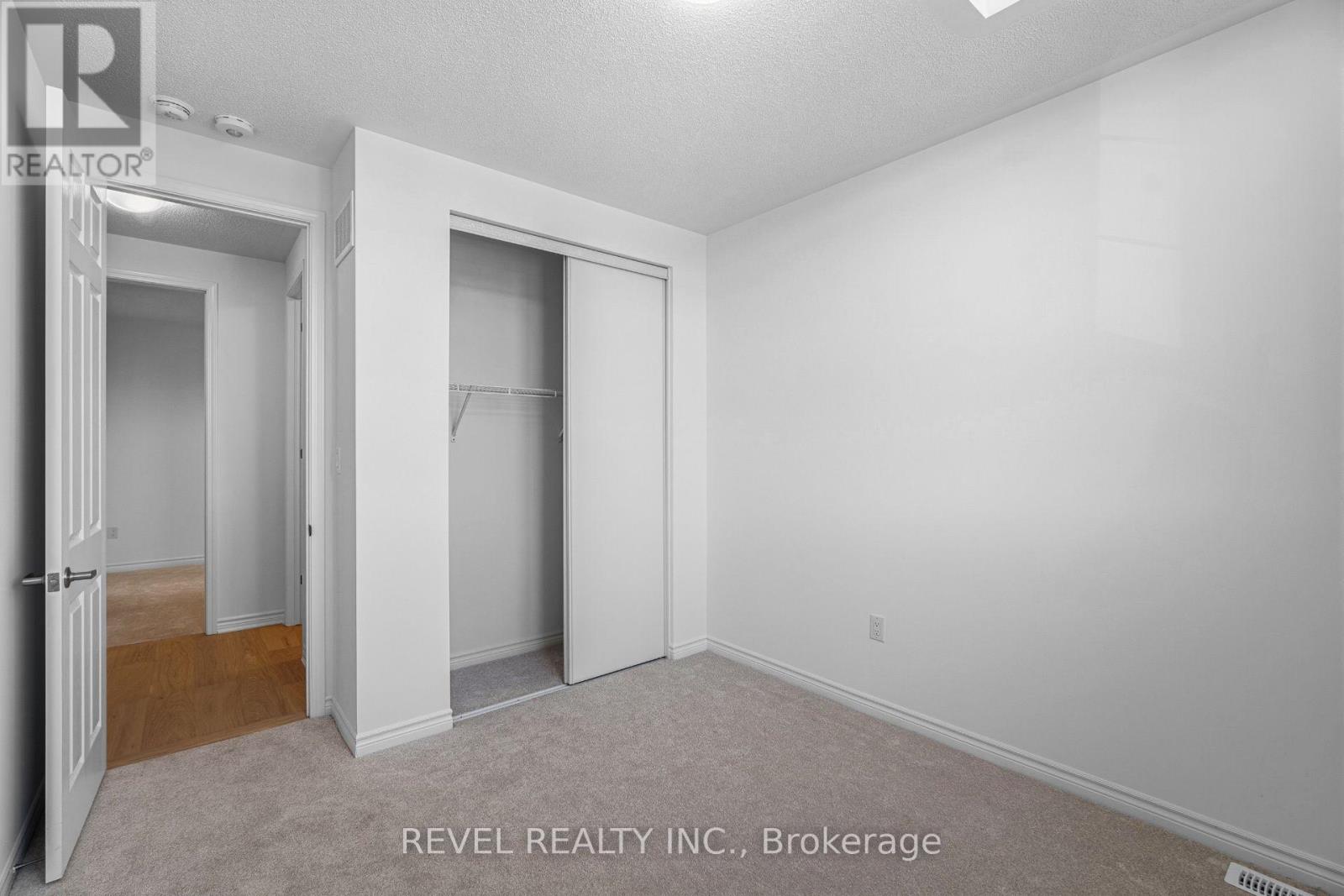 1509 Zilio Terrace, Milton, Ontario  L9E 2H8 - Photo 33 - W14113494