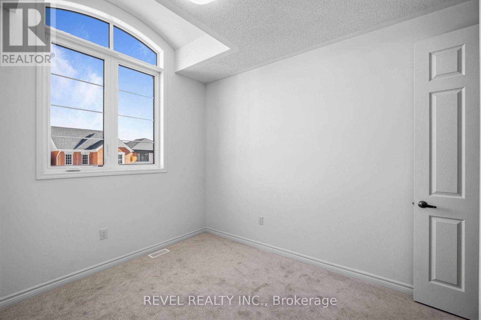 1509 Zilio Terrace, Milton, Ontario  L9E 2H8 - Photo 35 - W14113494