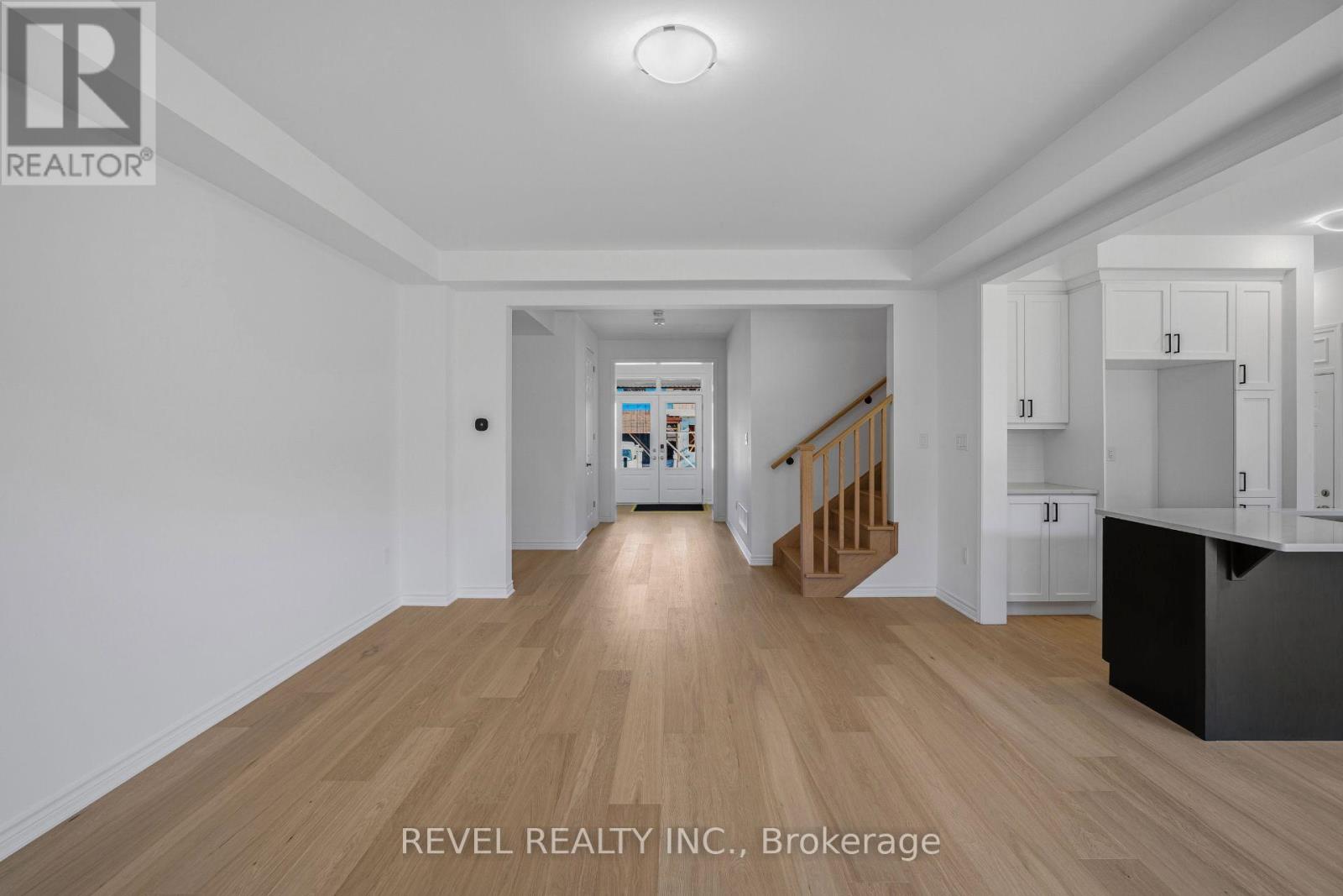 1509 Zilio Terrace, Milton, Ontario  L9E 2H8 - Photo 4 - W14113494