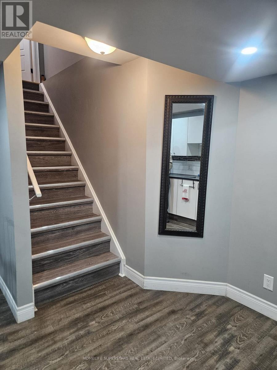 Lower - 8134 Buckeye Crescent, Niagara Falls, Ontario  L2H 0N8 - Photo 3 - X14113444