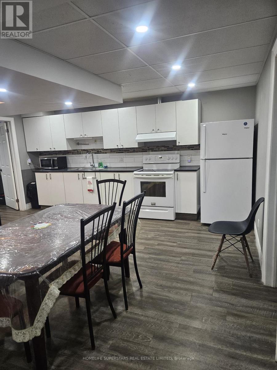 Lower - 8134 Buckeye Crescent, Niagara Falls, Ontario  L2H 0N8 - Photo 6 - X14113444