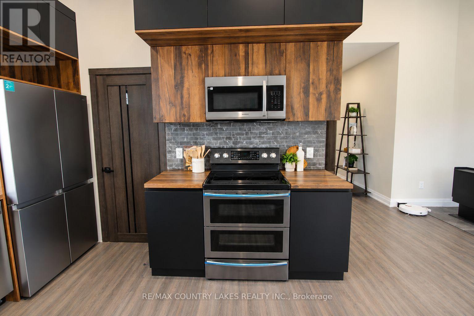 264 Mcguire Beach Road, Kawartha Lakes, Ontario  K0M 2B0 - Photo 13 - X14113452