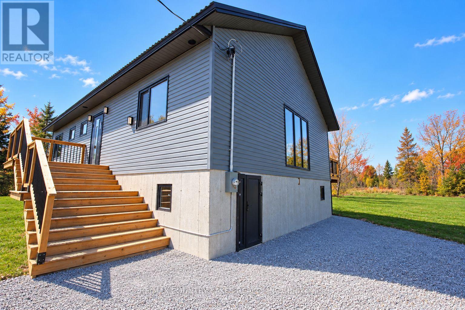 264 Mcguire Beach Road, Kawartha Lakes, Ontario  K0M 2B0 - Photo 2 - X14113452