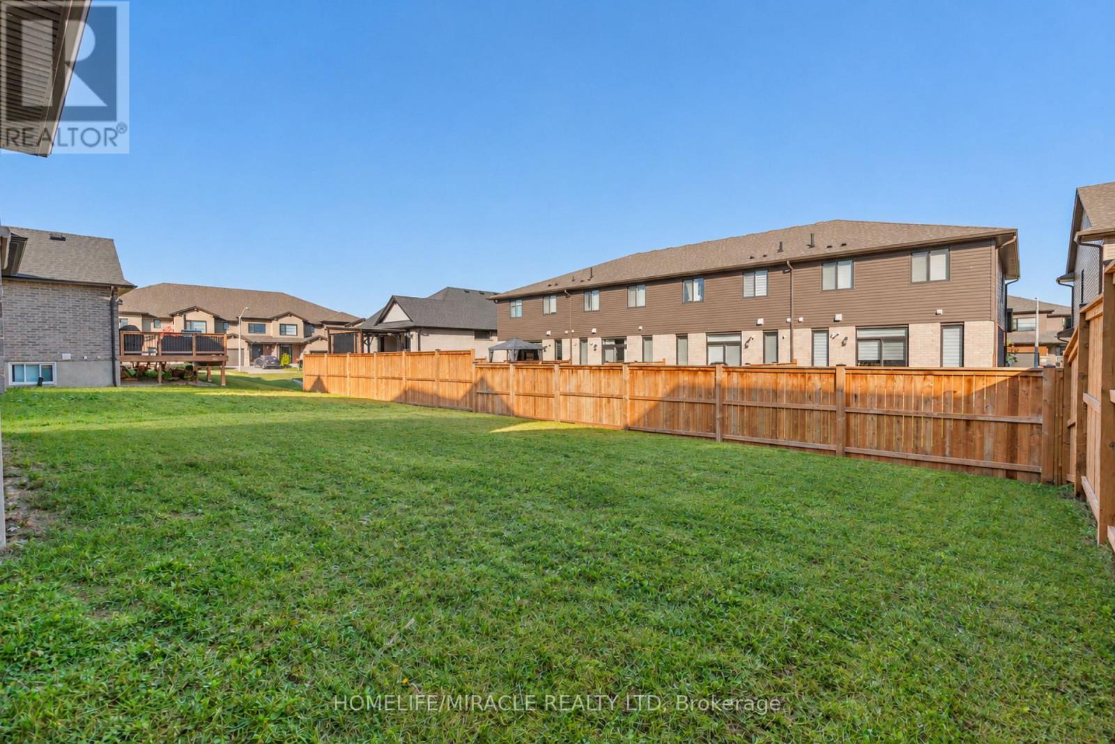 60 Lark Street, Tillsonburg, Ontario  N4G 1B5 - Photo 38 - X14113460