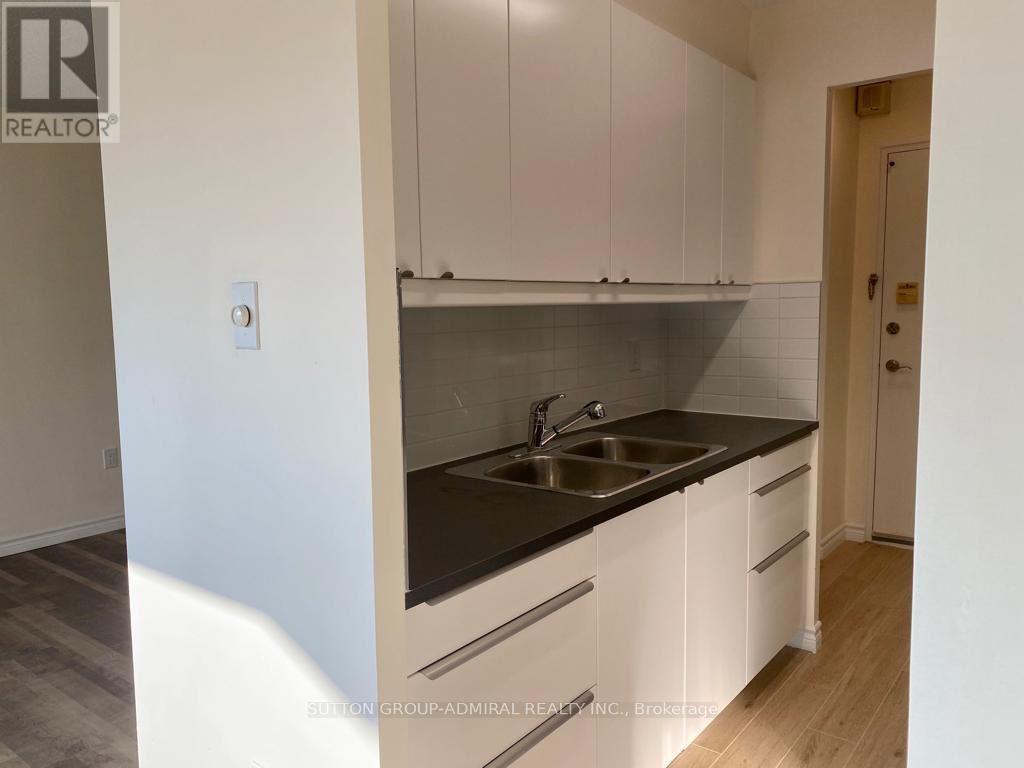 108 - 8 Kingsbridge Circuit S, Toronto, Ontario  M2R 1L5 - Photo 11 - C13865586