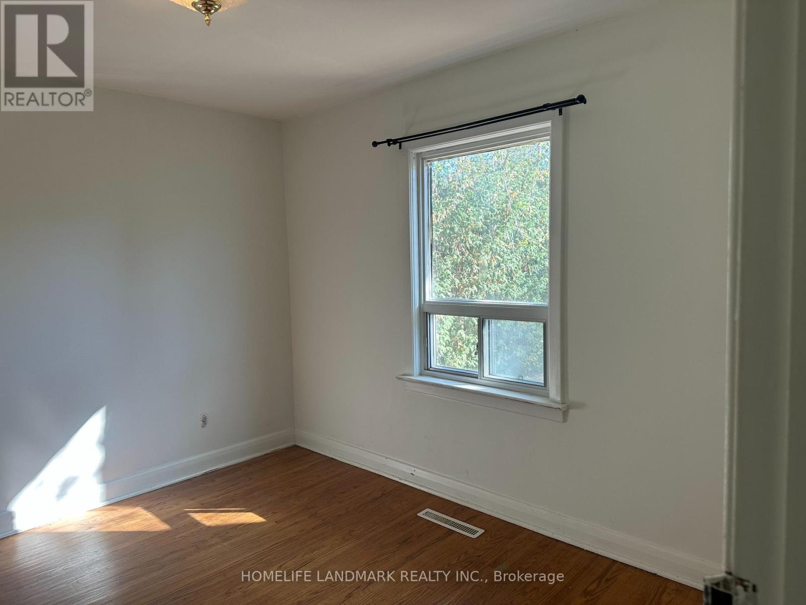 29 Nipigon Avenue, Toronto, Ontario  M2M 2V7 - Photo 14 - C14093984