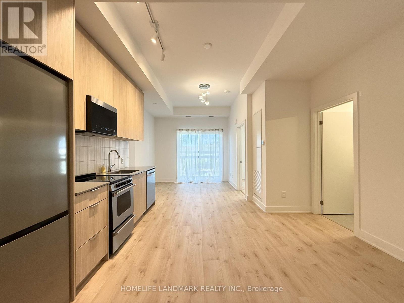 713 - 3008 WILLIAM CUTMORE BOULEVARD, Oakville, Ontario