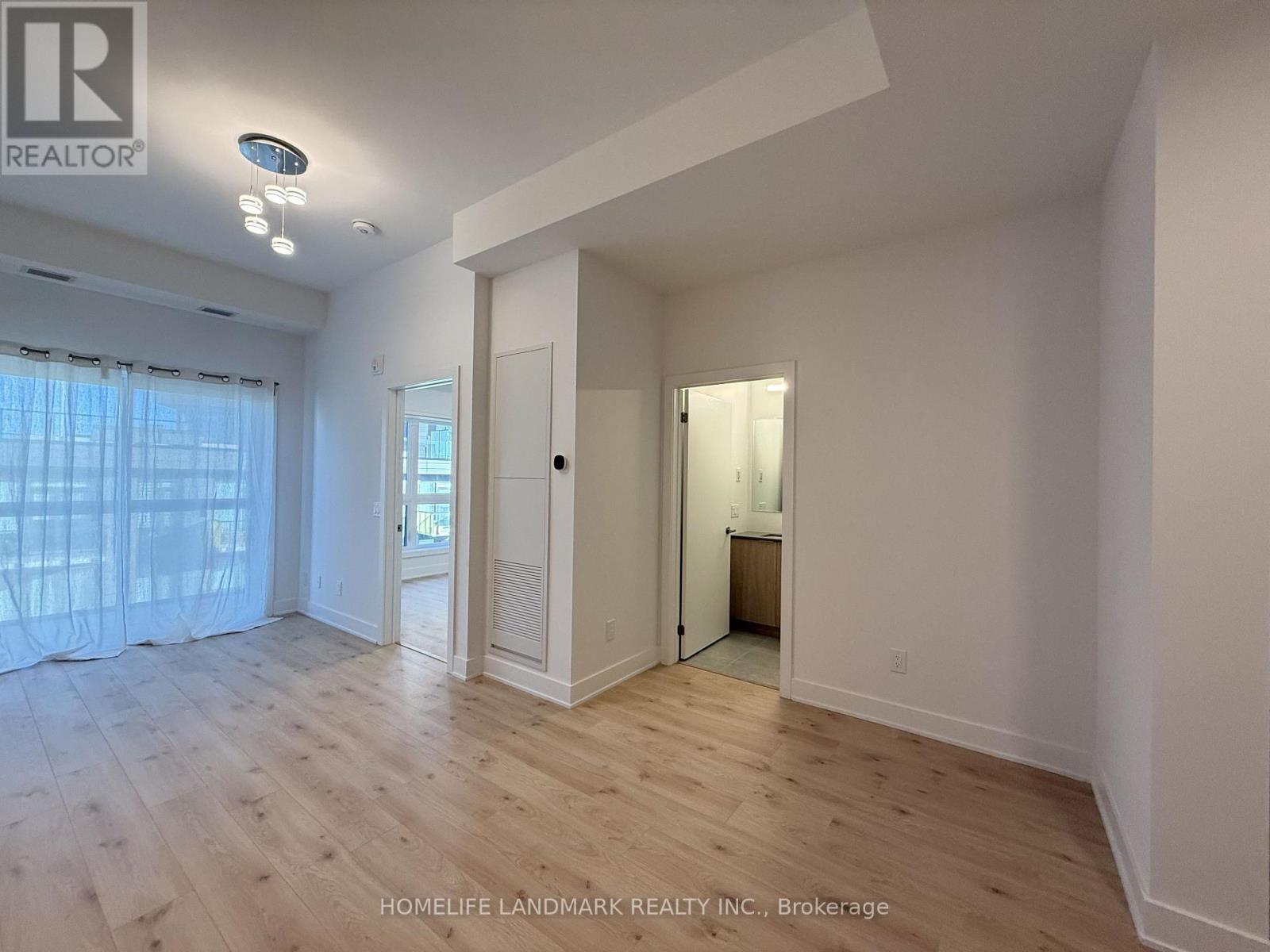 713 - 3008 William Cutmore Boulevard, Oakville, Ontario  L6H 8E7 - Photo 5 - W13885498