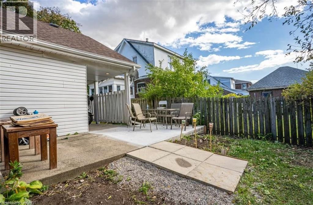 39 Centennial Parkway Unit# Bsmt, Hamilton, Ontario  L8G 2C1 - Photo 17 - 40873518