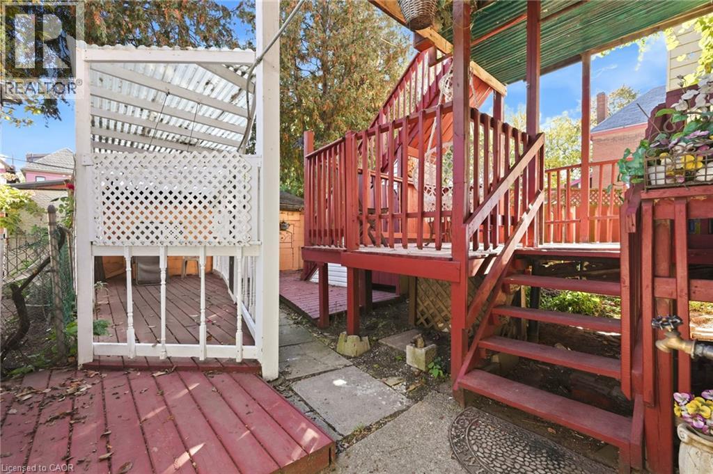 26 Sherman Avenue N, Hamilton, Ontario  L8L 6L8 - Photo 20 - 40873353