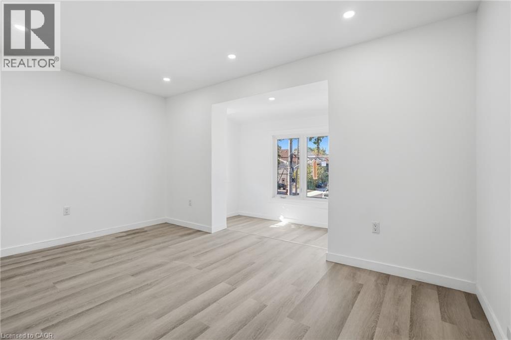 26 Sherman Avenue N, Hamilton, Ontario  L8L 6L8 - Photo 26 - 40873353