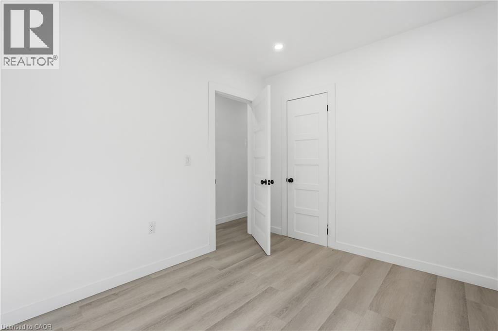 26 Sherman Avenue N, Hamilton, Ontario  L8L 6L8 - Photo 30 - 40873353