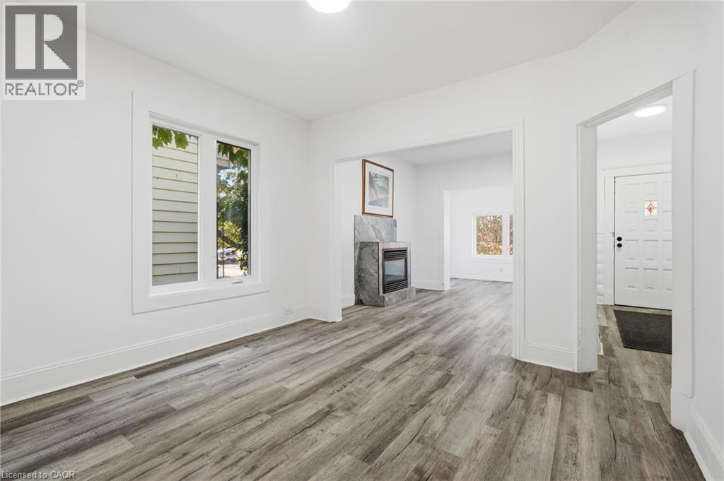 26 Sherman Avenue N, Hamilton, Ontario  L8L 6L8 - Photo 9 - 40871457