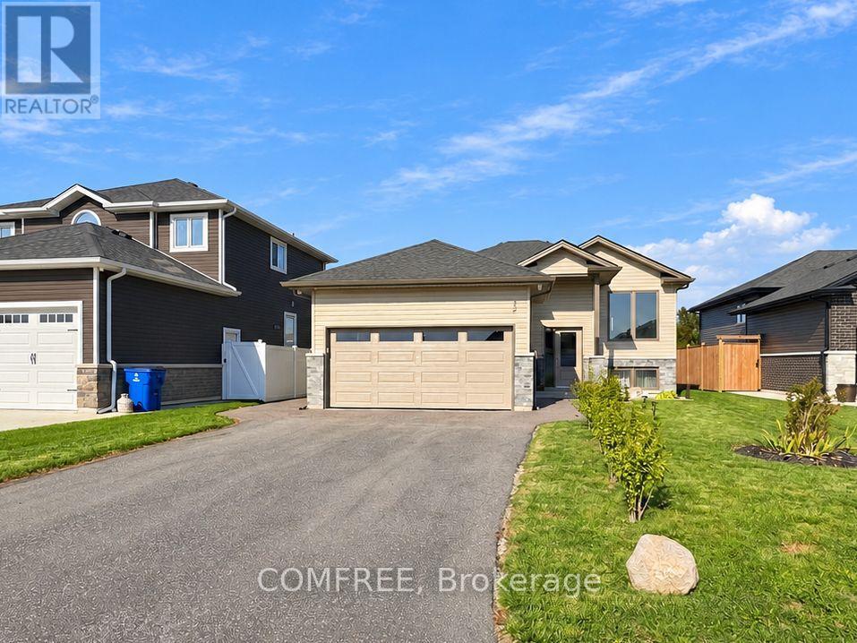 32 Hawthorne Crescent, Chatham-Kent, Ontario
