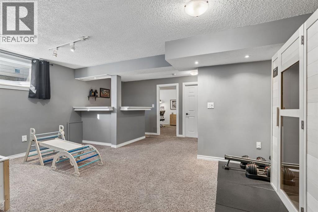 338 Sunset Common