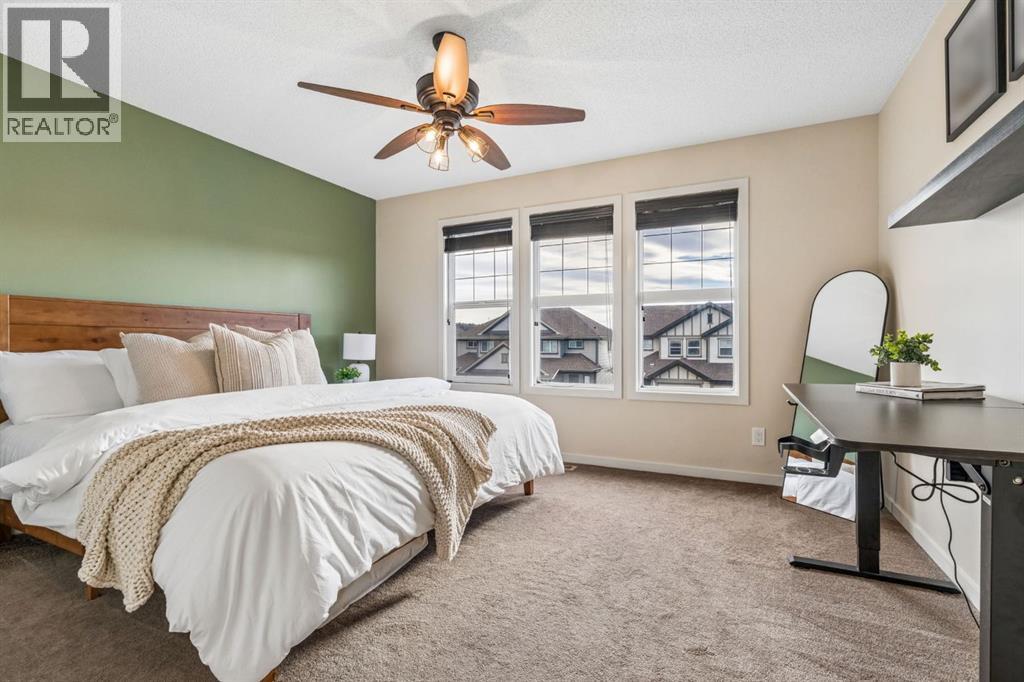 338 Sunset Common