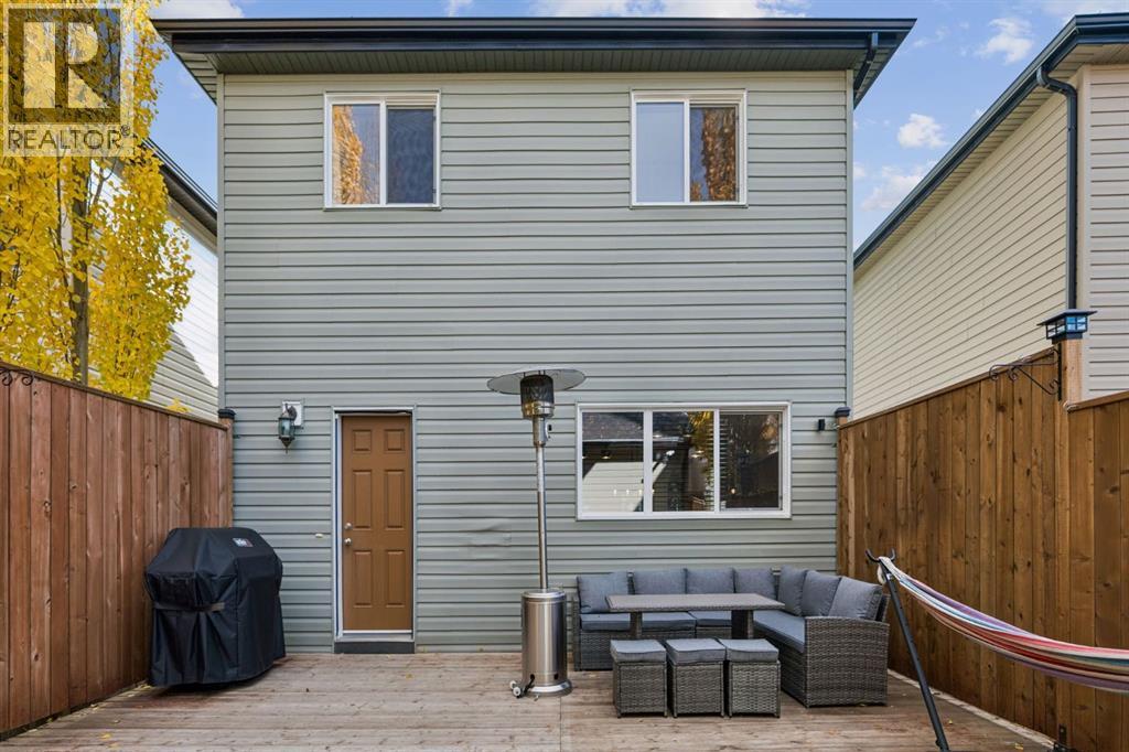 338 Sunset Common