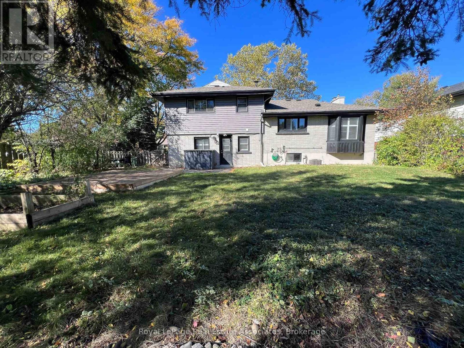 Upper - 222 Columbia Drive, Hamilton (Buchanan), Ontario  L9C 3Y9 - Photo 24 - X14113512