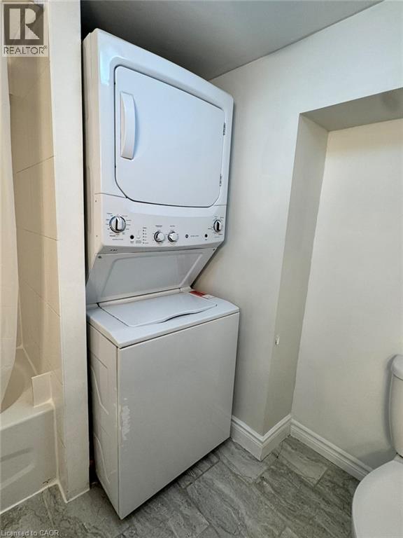 39 Centennial Parkway Unit# Bsmt, Hamilton, Ontario  L8G 2C1 - Photo 16 - 40873518