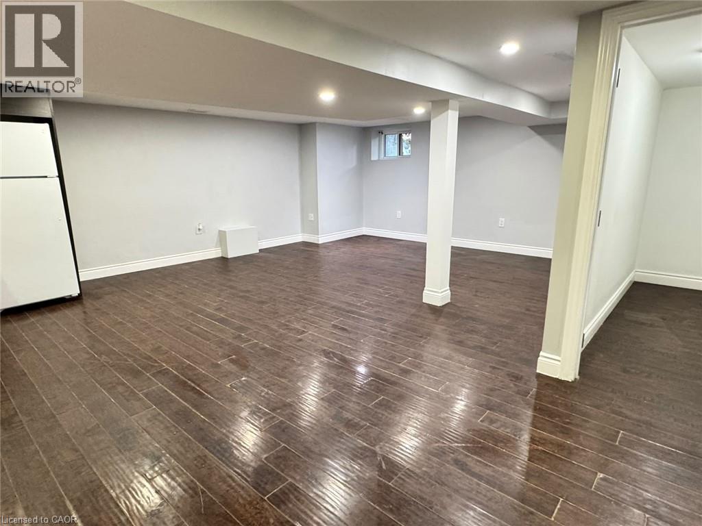 39 Centennial Parkway Unit# Bsmt, Hamilton, Ontario  L8G 2C1 - Photo 11 - 40873518
