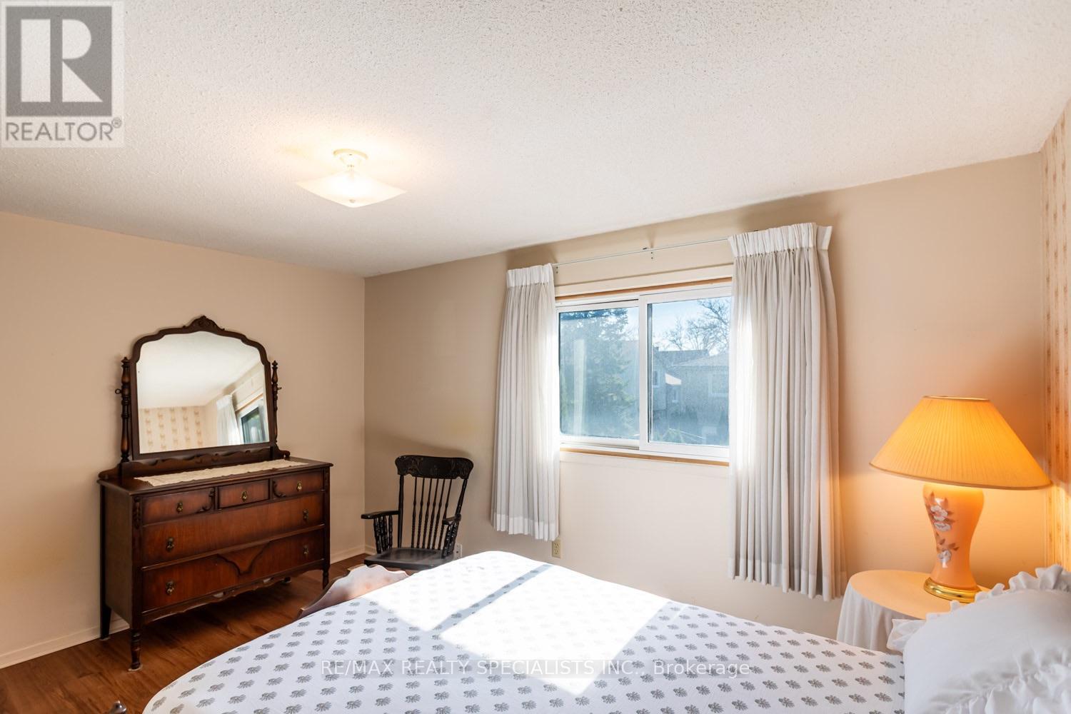 2412 Brasilia Circle, Mississauga, Ontario  L5N 2G1 - Photo 25 - W14112954