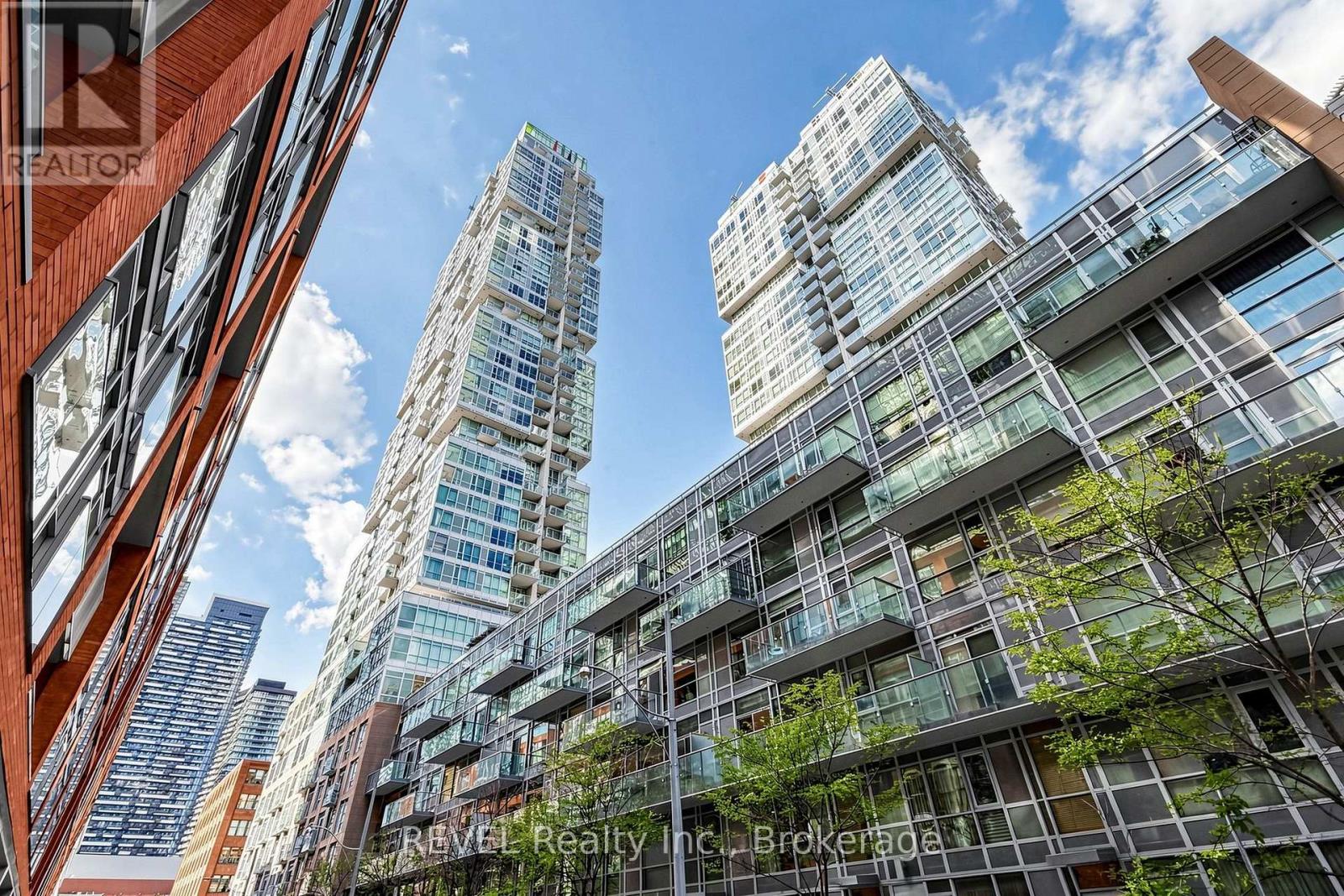 705 - 30 Nelson Street, Toronto (Waterfront Communities), Ontario  M5V 0H5 - Photo 3 - C14113578