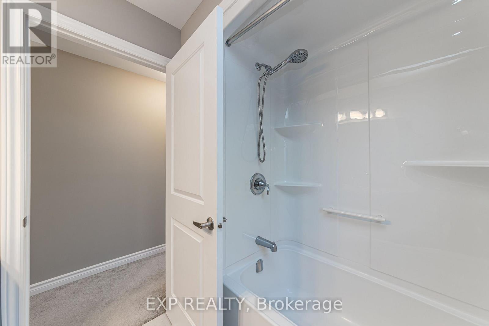 811 Loosestrife Way, Ottawa, Ontario  K1T 0L8 - Photo 18 - X14113572