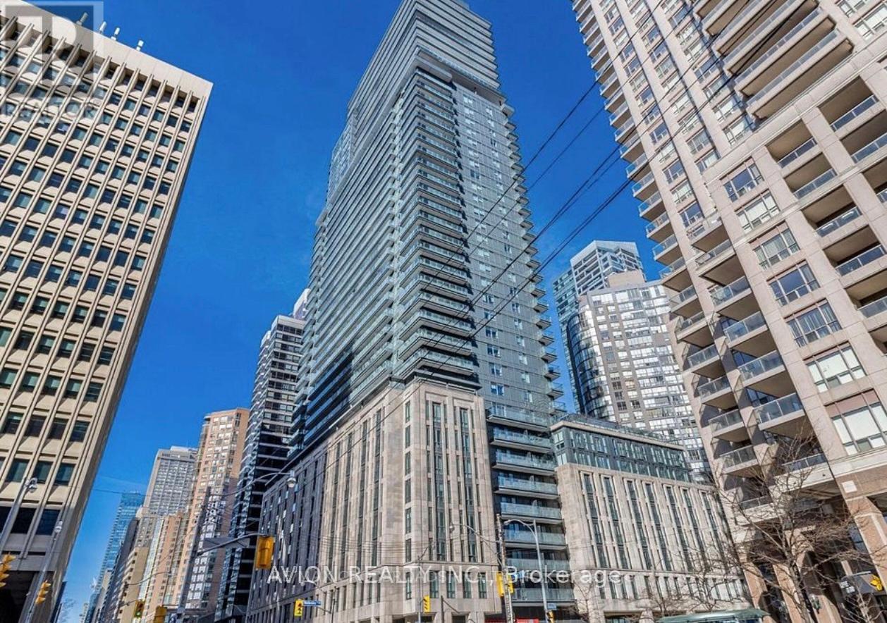 523 - 955 BAY STREET, Toronto, Ontario