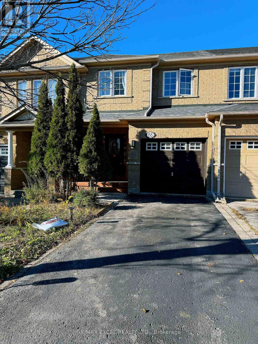 88 MILLCLIFF CIRCLE, Aurora, Ontario