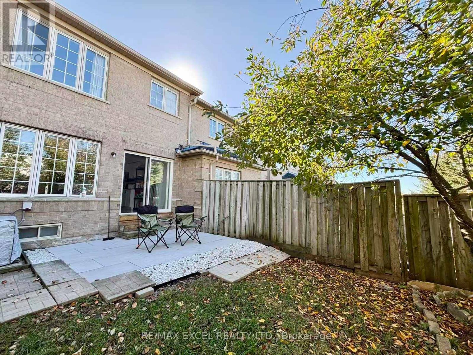 88 Millcliff Circle, Aurora (Aurora Grove), Ontario  L4G 7N9 - Photo 13 - N14113576