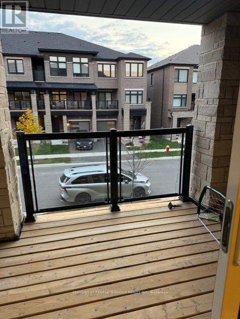 1555 Moonseed Place, Milton, Ontario  L9E 1V4 - Photo 9 - W14113394