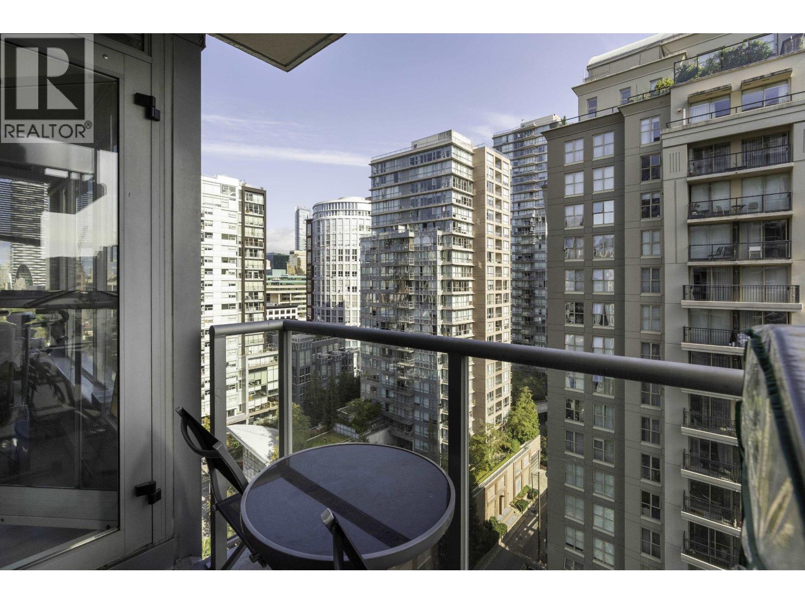 1702 1001 Richards Street, Vancouver, British Columbia  V6B 1J6 - Photo 13 - R3178207
